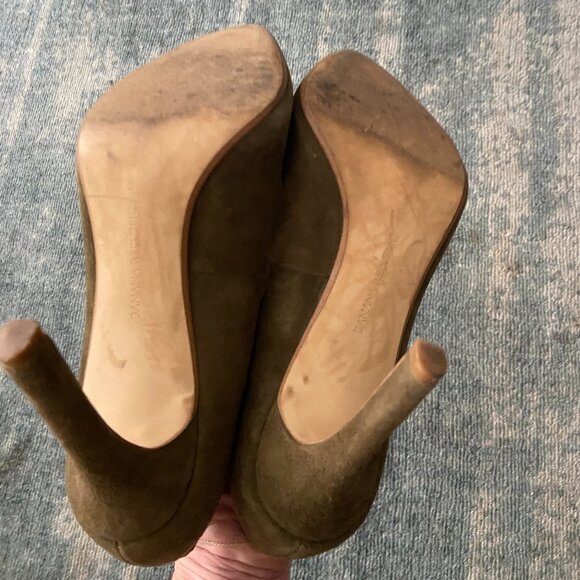 Banana Republic Olive Green Suede Heels 4 in heels sz 8 M - Picture 7 of 9